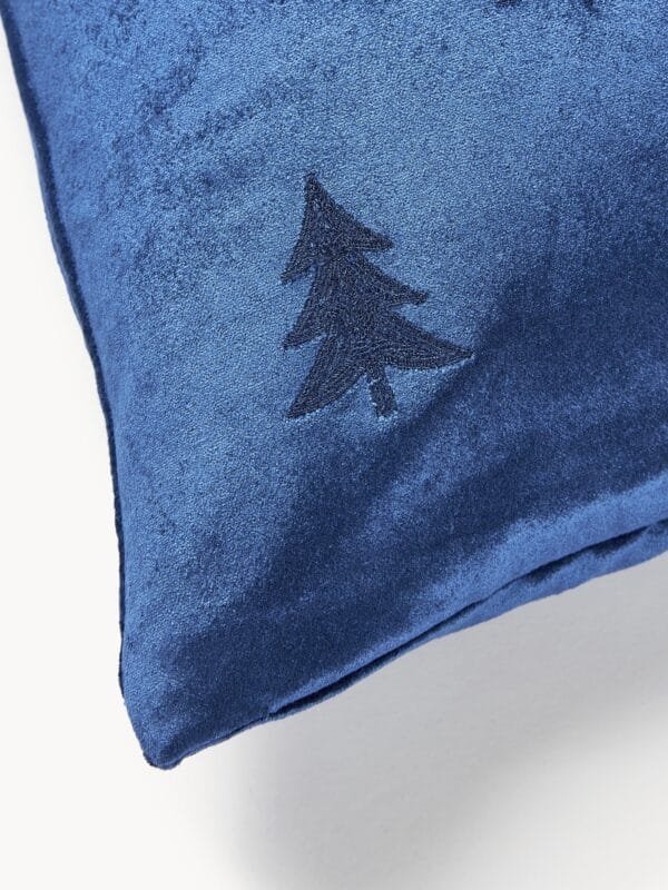 Capa de almofada em veludo com bordado de árvore de Natal Isadora - Image 5